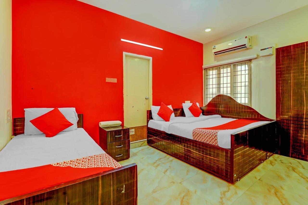 Oyo 73418 Ecr Residency And Service Hotel 3*