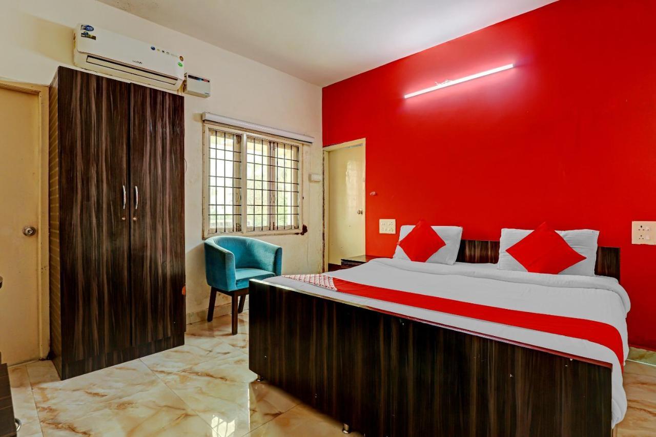 Hotel Oyo 73418 Ecr Residency And Service Chennai